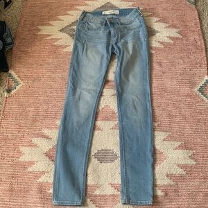 Abercrombie & Fitch. W25 and L 29. Size O and and regular cut